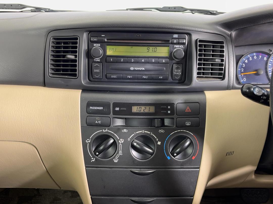 Photo '18' of Toyota Corolla