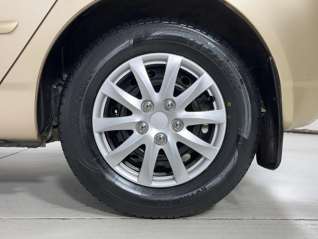 Photo '11' of Toyota Corolla