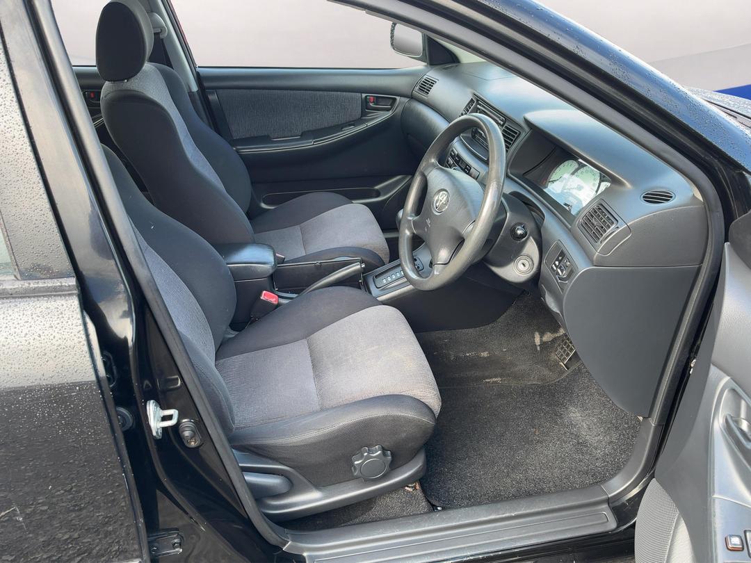 Photo '16' of Toyota Corolla