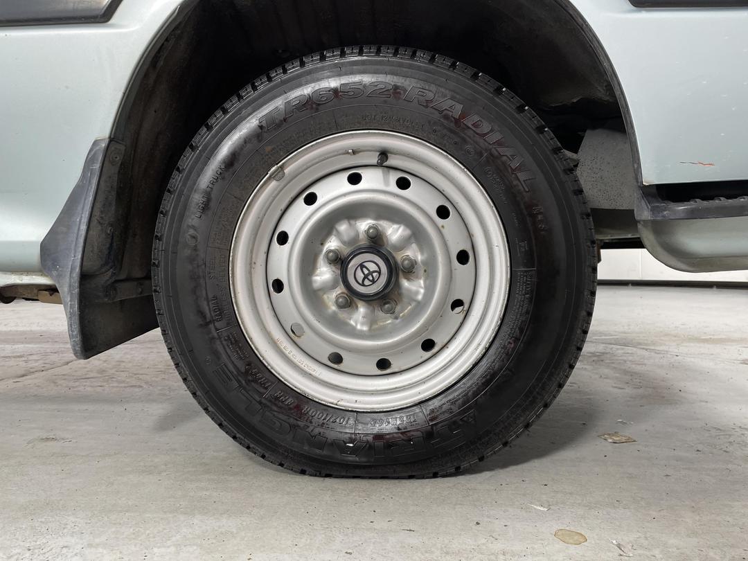 Photo '9' of Toyota Hiace