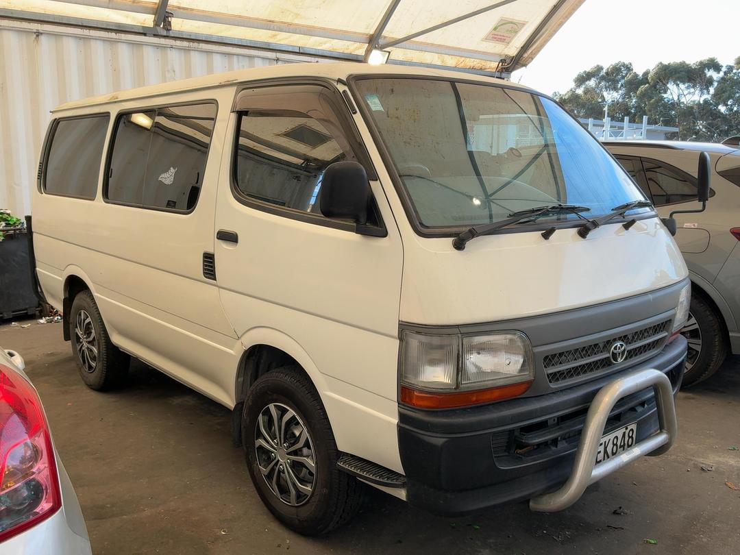 Photo '3' of Toyota Hiace VAN