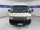 Thumbnail '2' of Toyota Hiace VAN