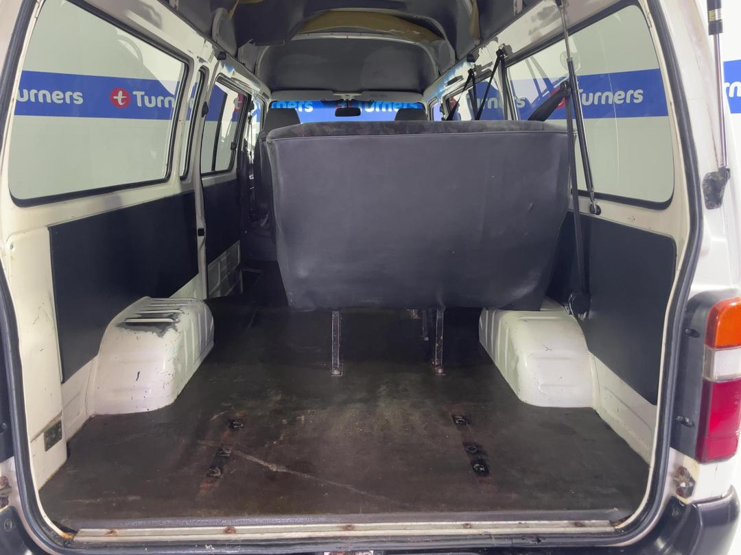 Photo '12' of Toyota Hiace VAN Photo '12' of Toyota Hiace VAN