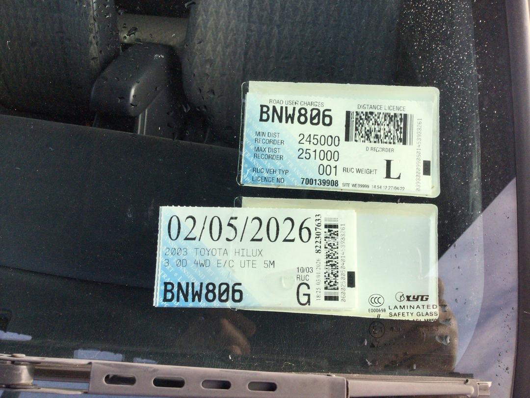 Photo '12' of Toyota Hilux E/C