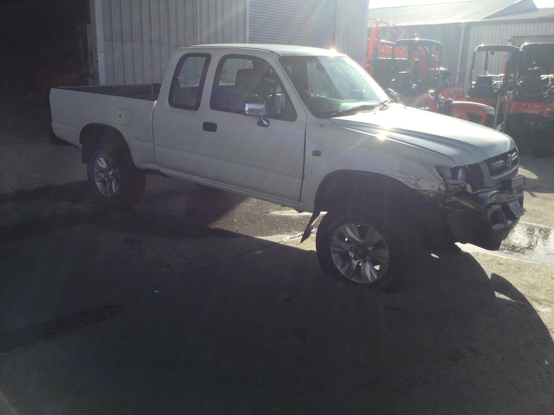 Photo '8' of Toyota Hilux E/C