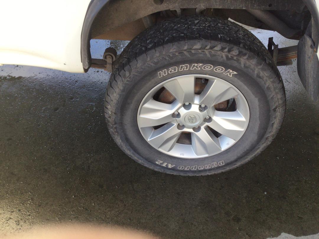 Photo '28' of Toyota Hilux E/C