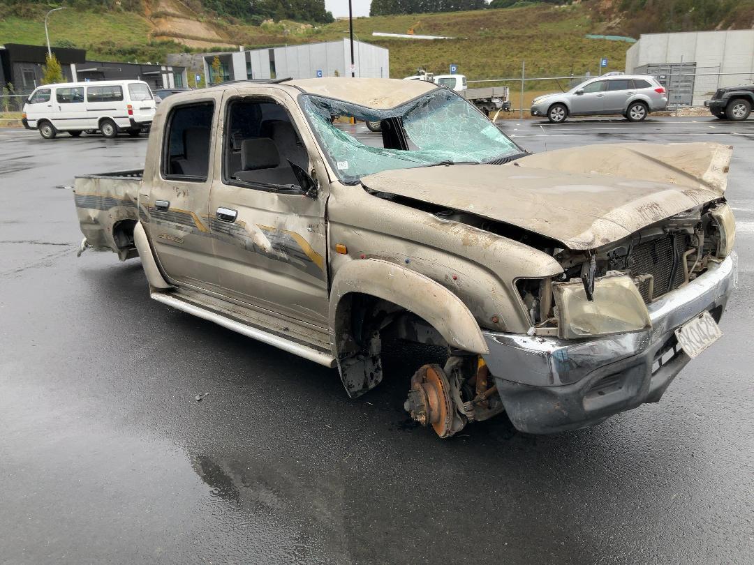 Photo '2' of Toyota Hilux TD SR5 D/C