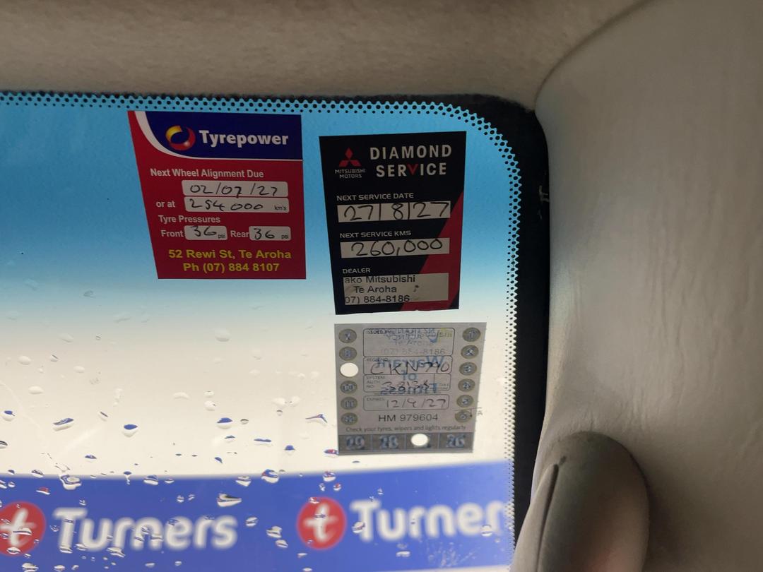 Photo '23' of Toyota Hilux