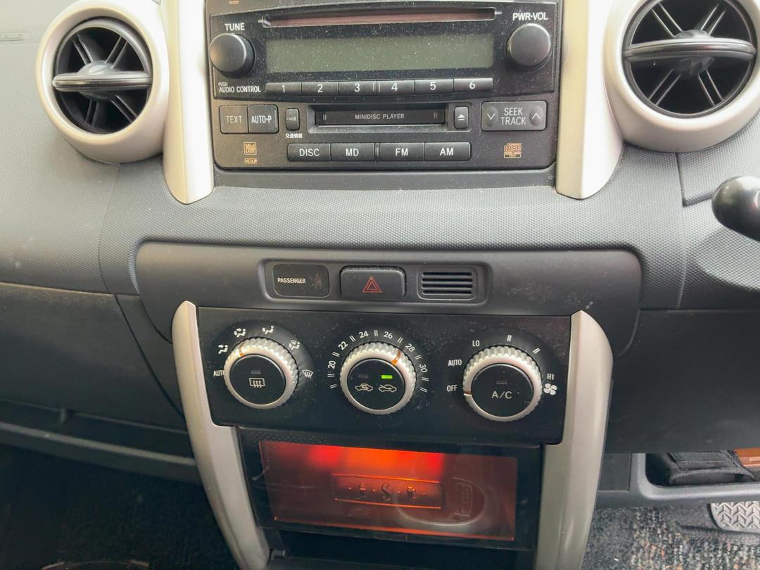 Photo '21' of Toyota IST