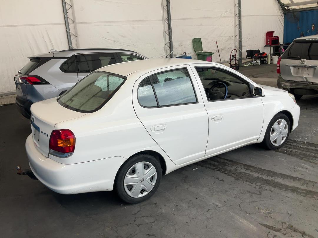 Photo '7' of Toyota Platz Photo '7' of Toyota Platz