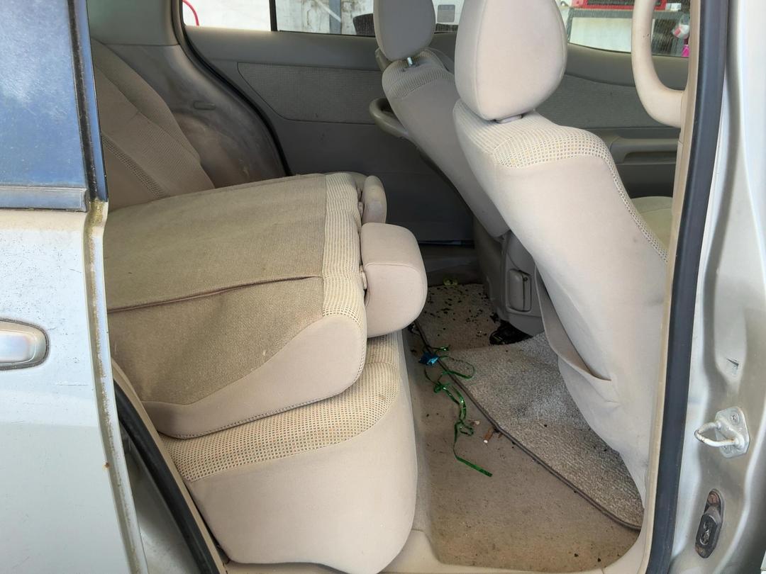 Photo '16' of Toyota Raum Photo '16' of Toyota Raum