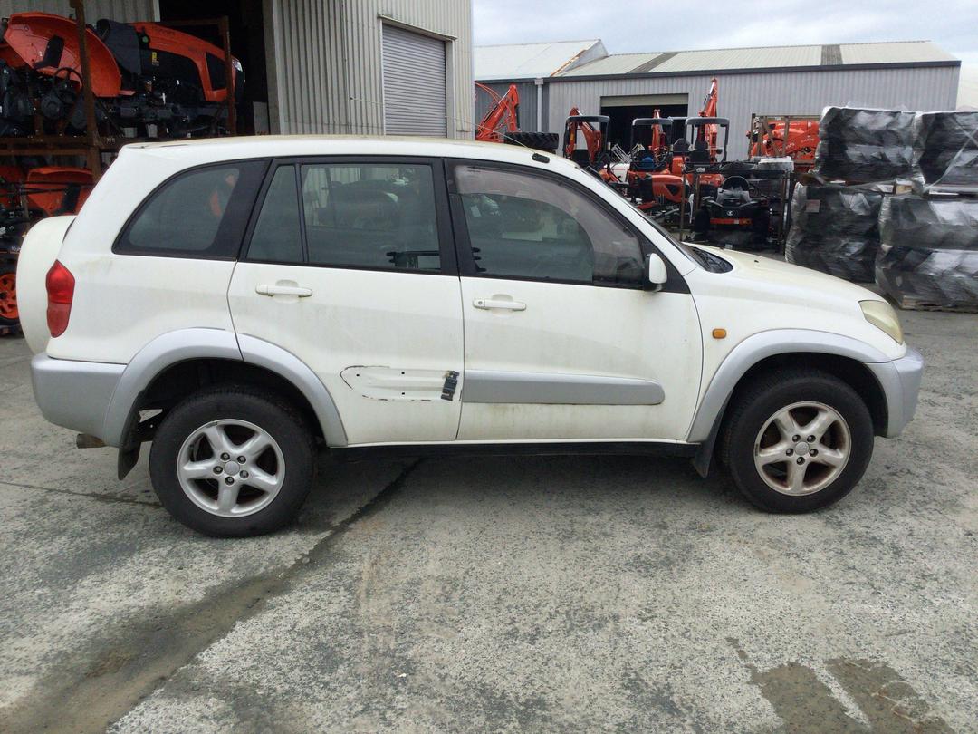 Photo '8' of Toyota Rav4