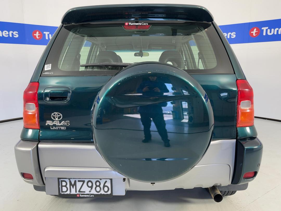 Photo '6' of Toyota Rav4