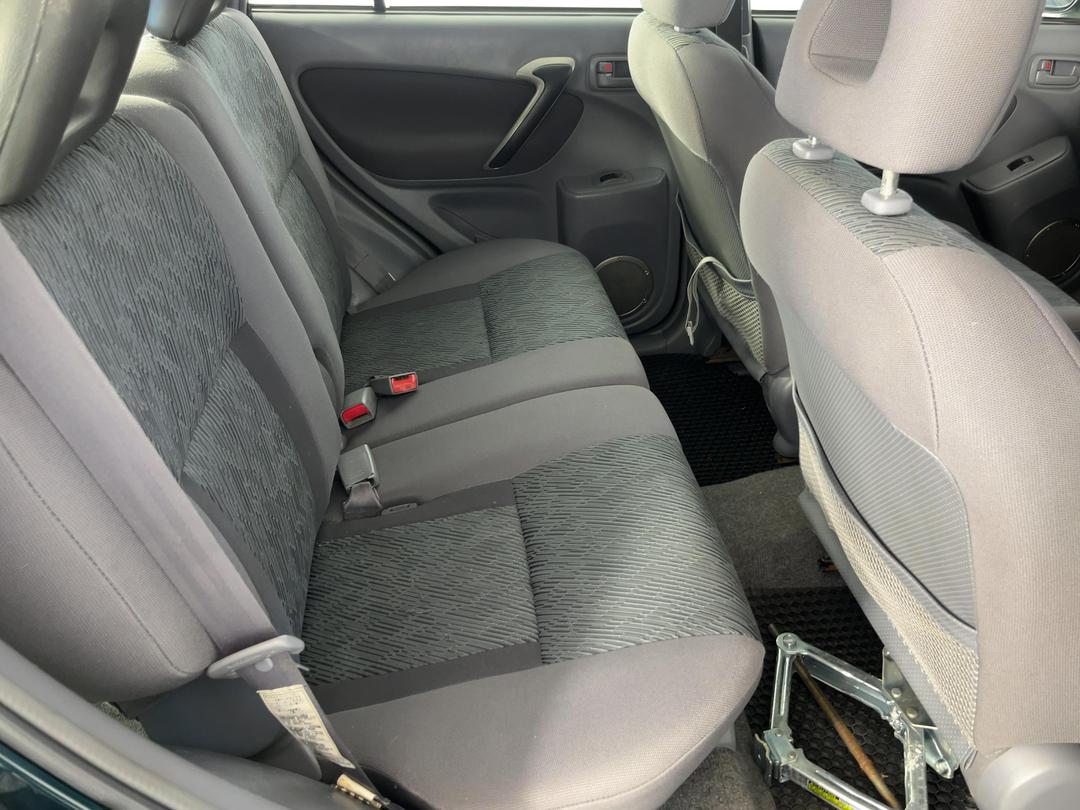 Photo '20' of Toyota Rav4