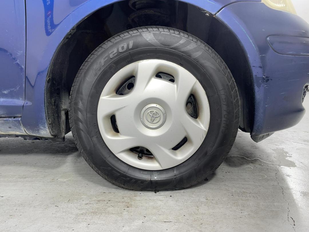 Photo '9' of Toyota Vitz