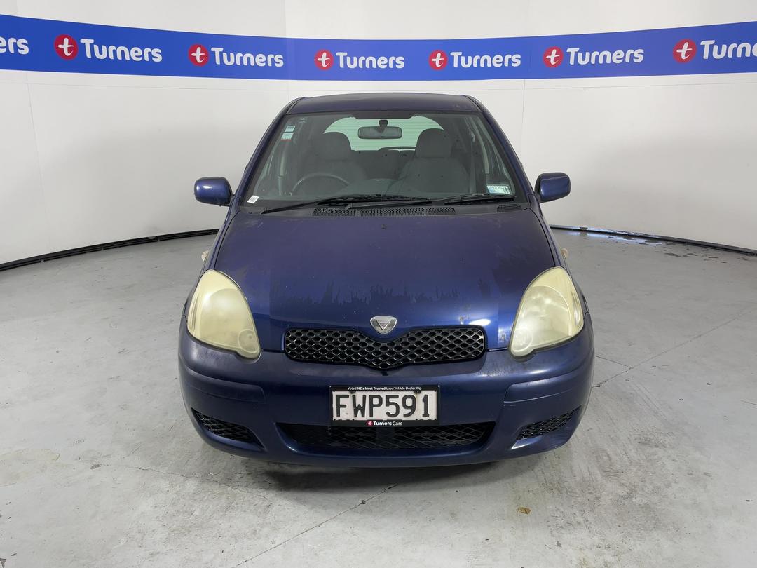 Photo '2' of Toyota Vitz