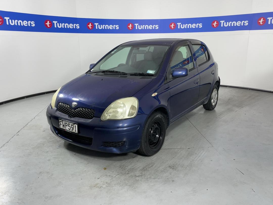 Photo '4' of Toyota Vitz