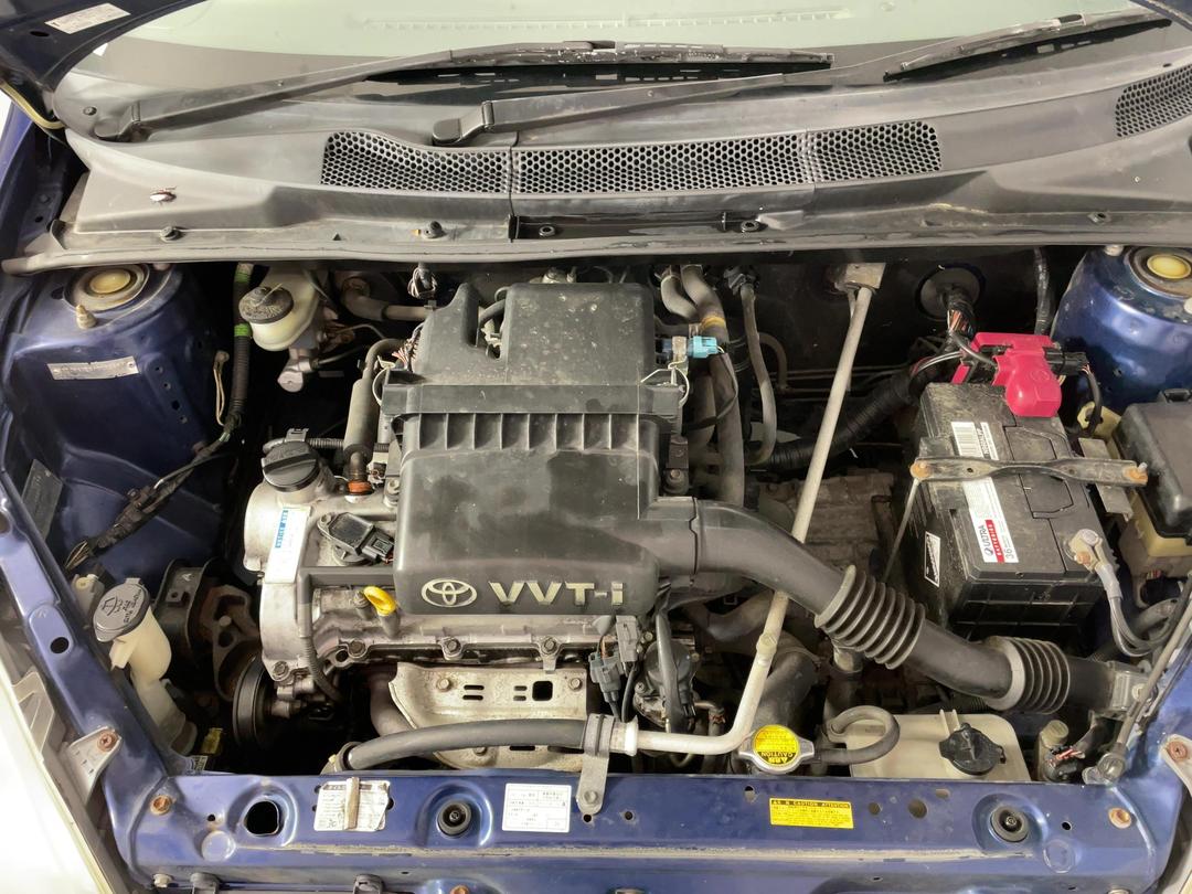 Photo '13' of Toyota Vitz