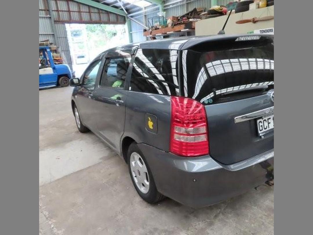 Photo '4' of Toyota Wish Photo '4' of Toyota Wish