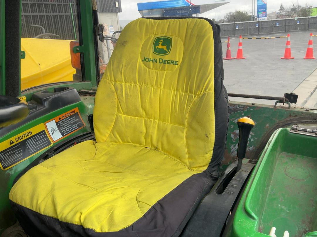 Photo '18' of Tractor JD 4410 Tractor