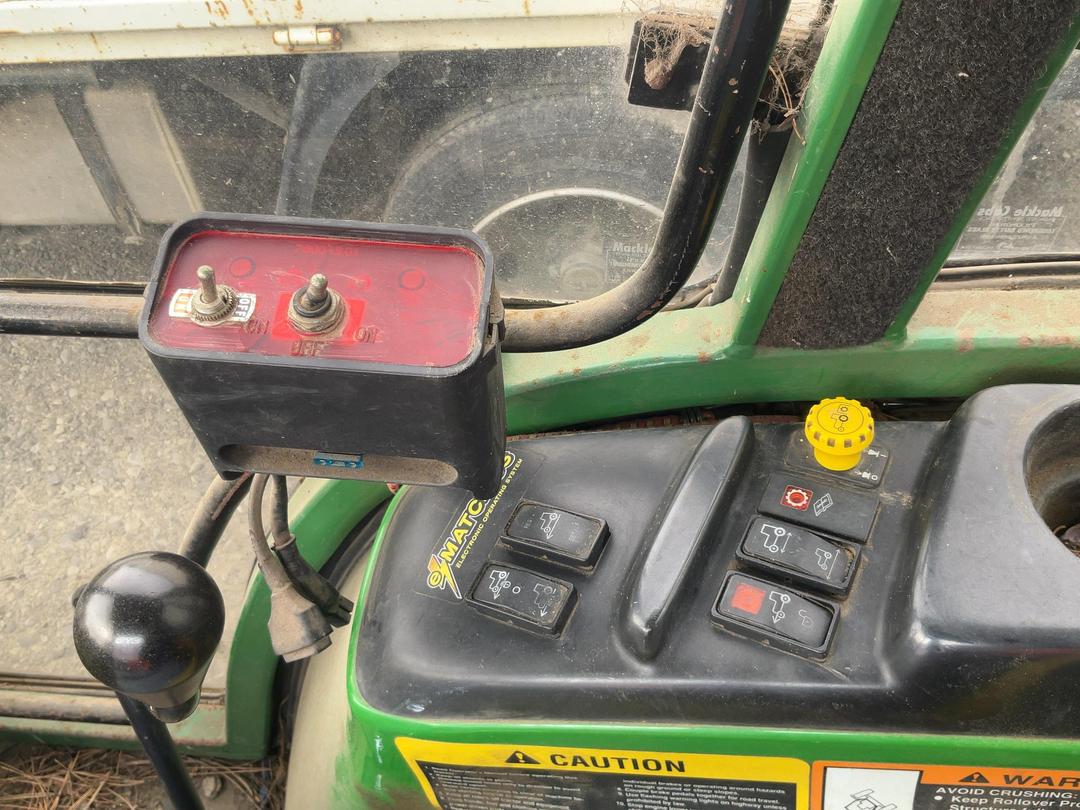 Photo '19' of Tractor JD 4410 Tractor