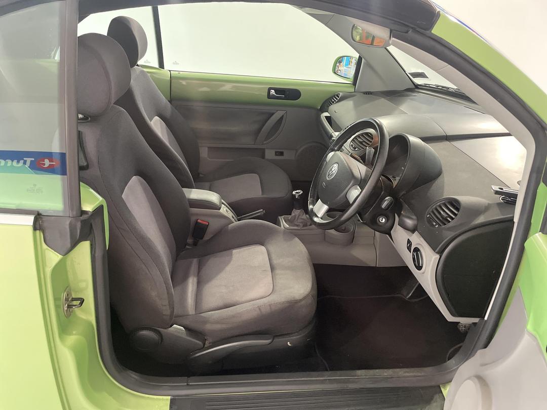 Photo '16' of Volkswagen Beetle