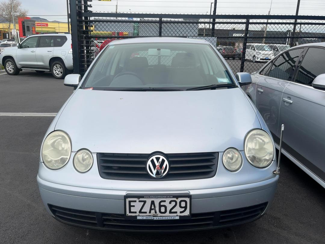 Photo '2' of Volkswagen Polo Photo '2' of Volkswagen Polo