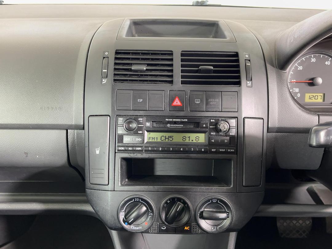 Photo '18' of Volkswagen Polo