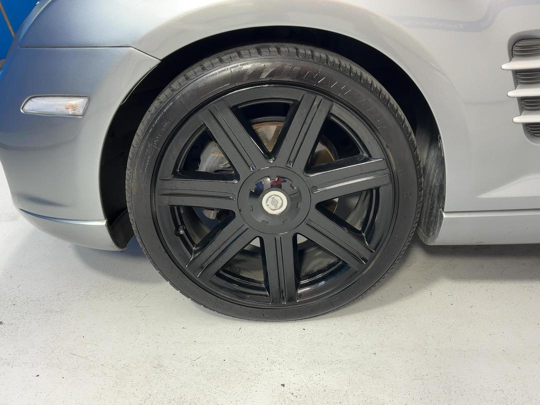 Photo '10' of Chrysler Crossfire
