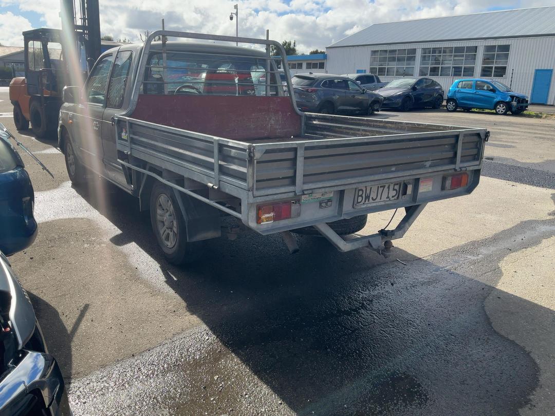 Photo '4' of Ford Courier XLT TD C/CAB