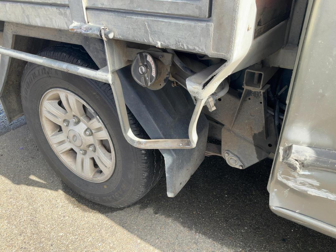 Photo '8' of Ford Courier XLT TD C/CAB