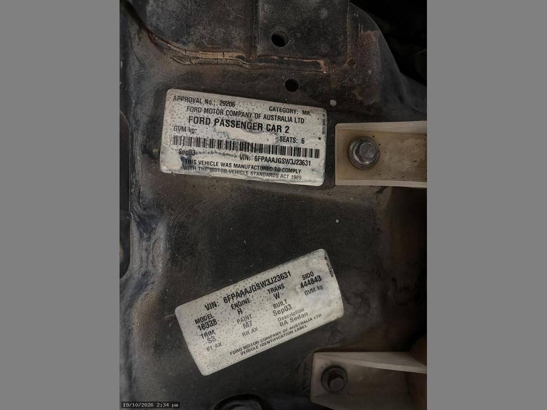 Photo '15' of Ford Falcon BA Fairmont Ghia 6C Photo '15' of Ford Falcon BA Fairmont Ghia 6C
