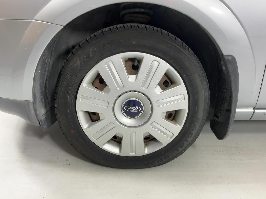 Photo '10' of Ford Mondeo