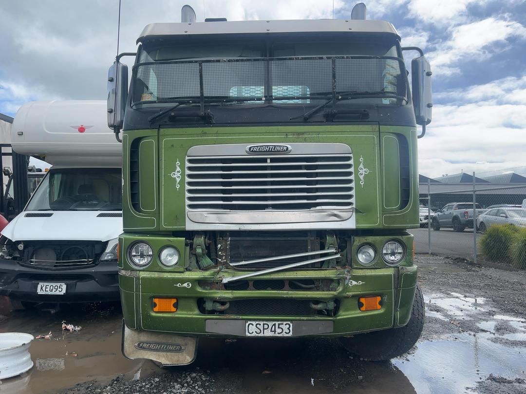 Photo '9' of Freightliner Argosy TSB Logger