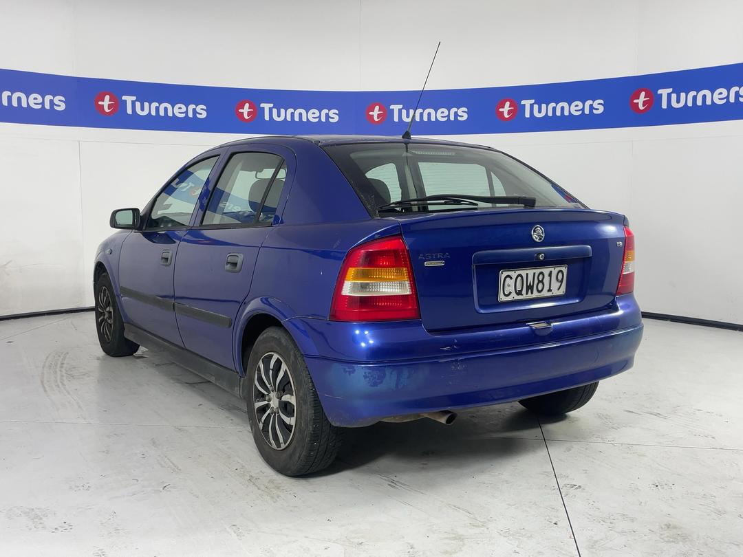 Photo '10' of Holden Astra Classic