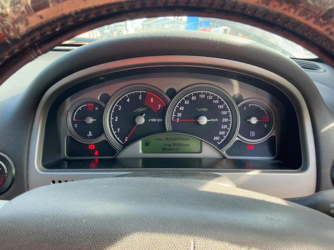 Photo '13' of Holden Commodore SS V8