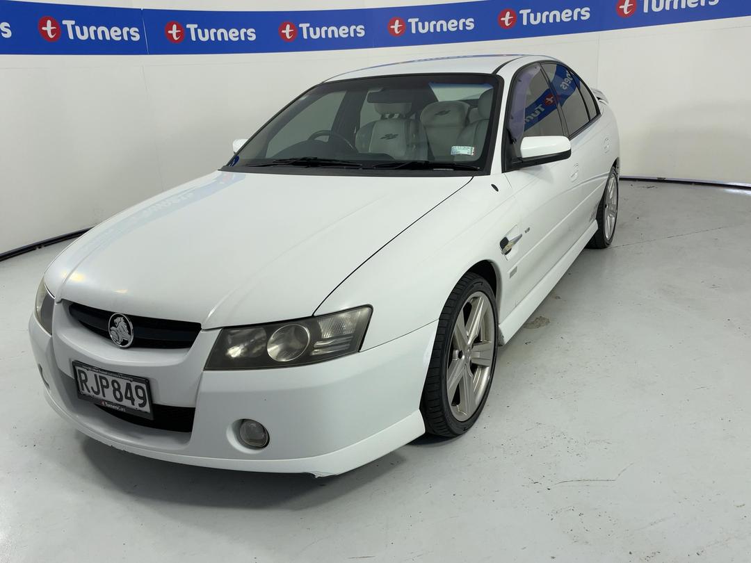 Photo '4' of Holden Commodore