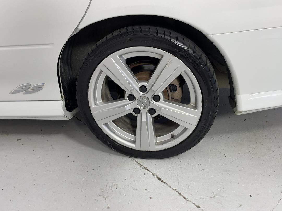 Photo '11' of Holden Commodore