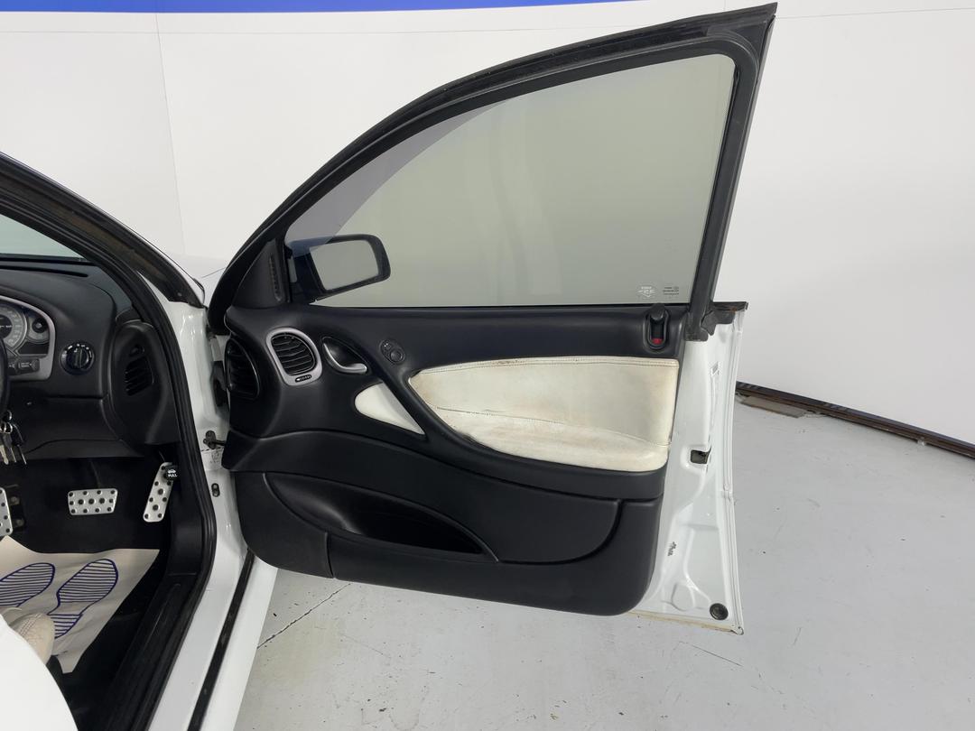 Photo '15' of Holden Commodore