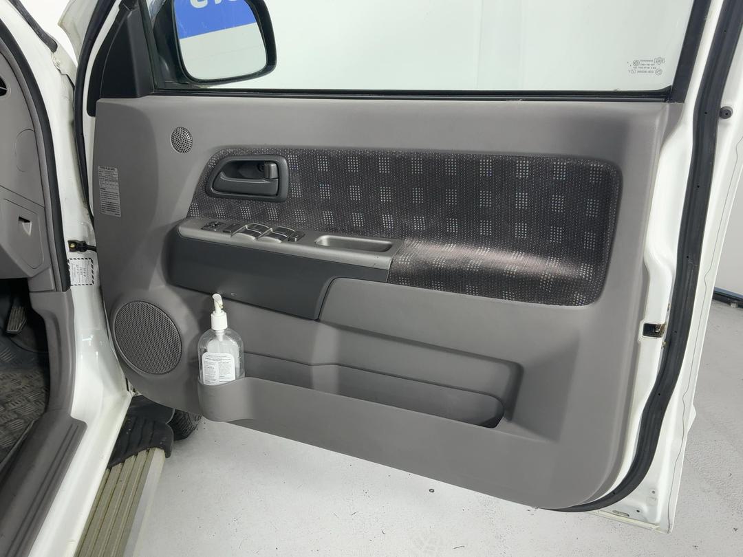 Photo '15' of Holden Rodeo 4X2