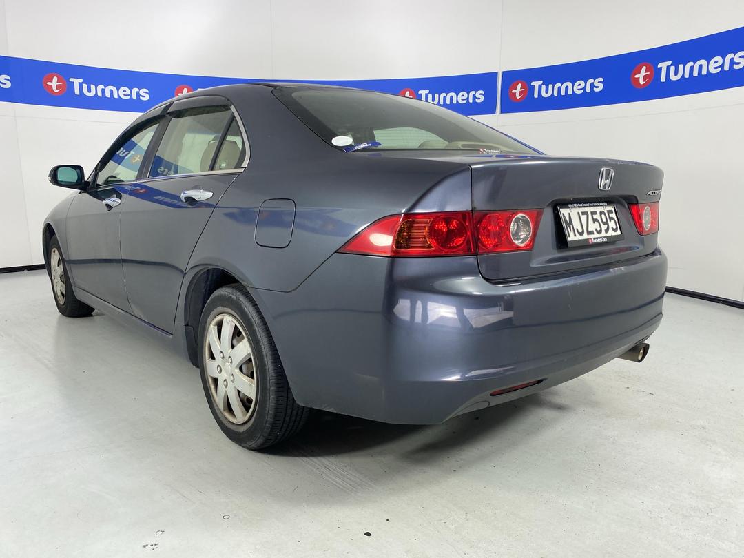 Photo '5' of Honda Accord