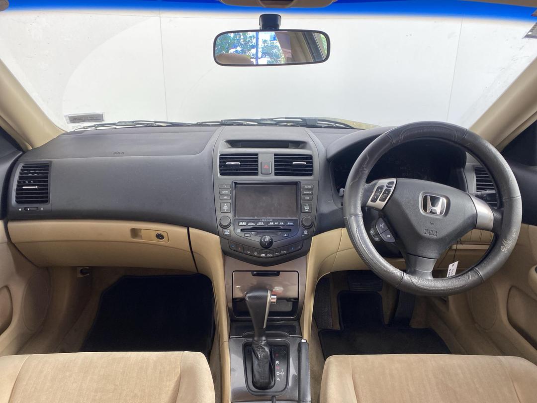 Photo '17' of Honda Accord