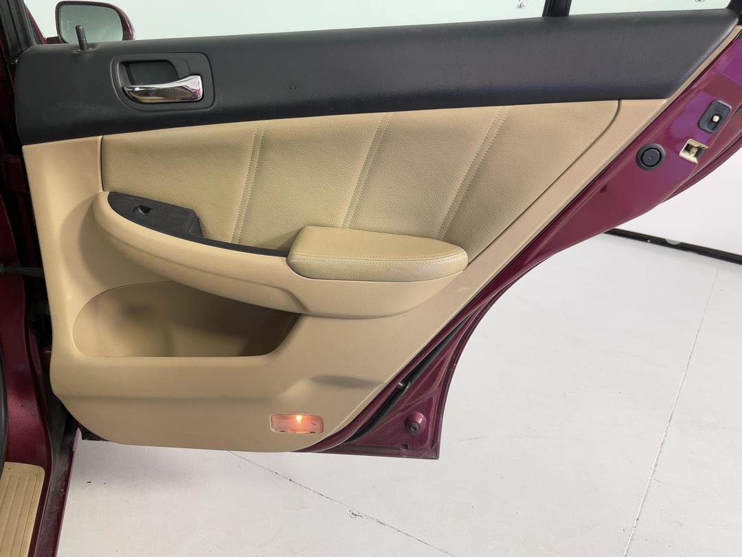 Photo '19' of Honda Accord