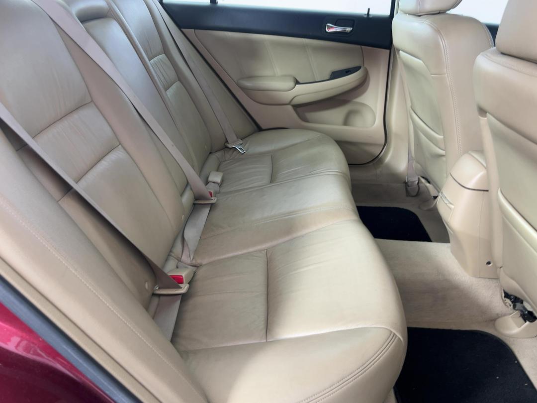 Photo '20' of Honda Accord