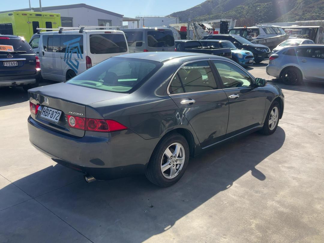 Photo '8' of Honda Accord Photo '8' of Honda Accord