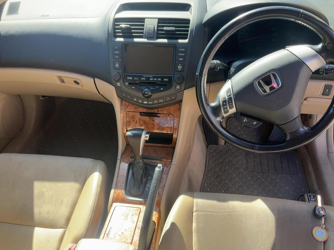 Photo '19' of Honda Accord Photo '19' of Honda Accord