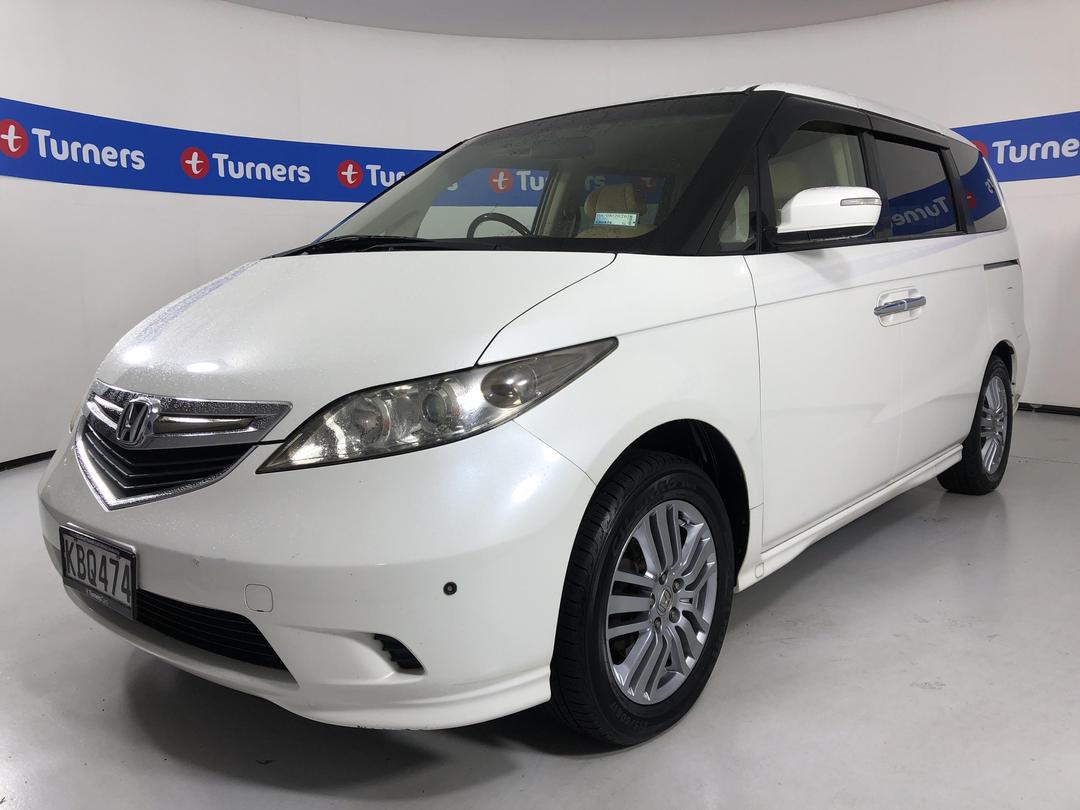 Photo '4' of Honda Elysion