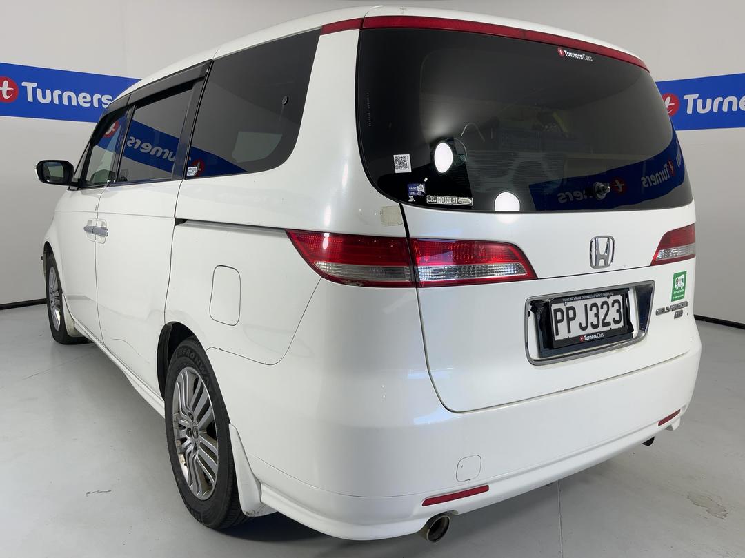 Photo '5' of Honda Elysion