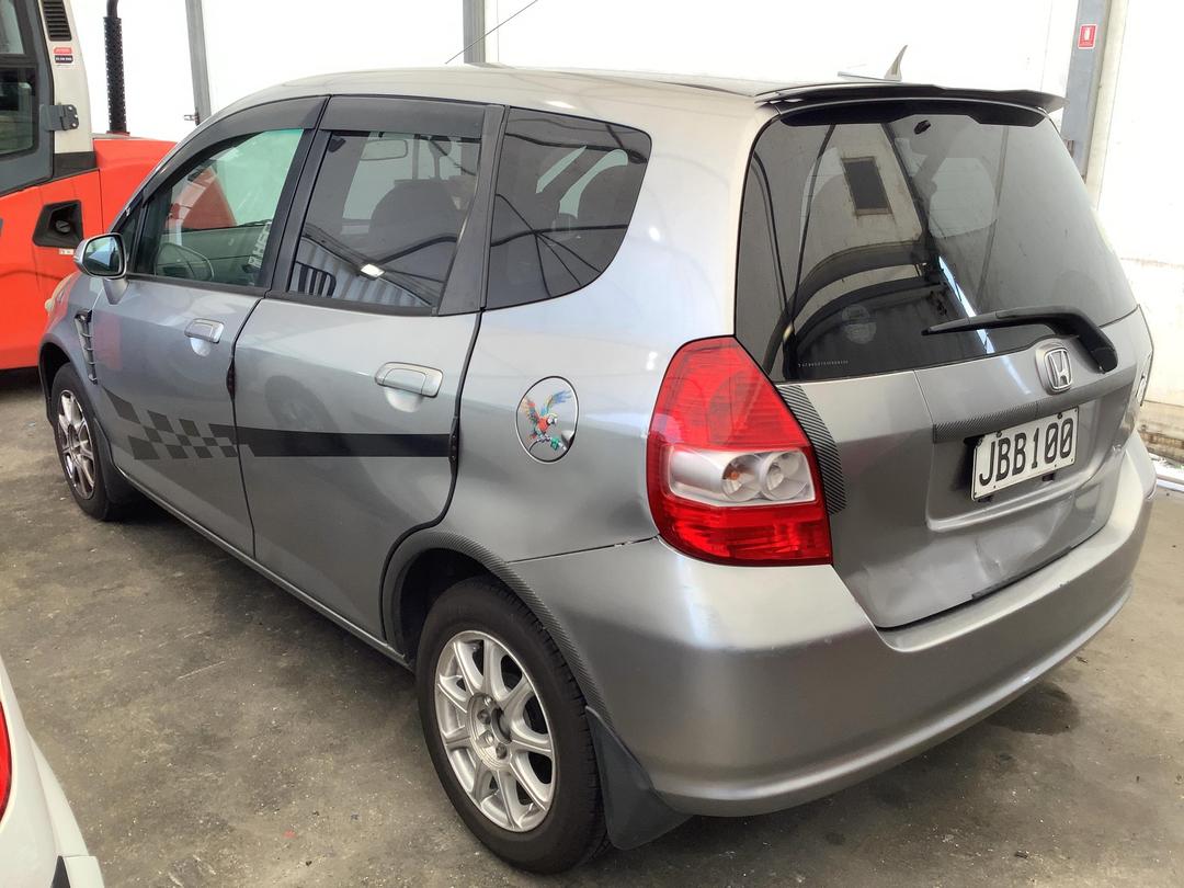 Photo '5' of Honda FIT