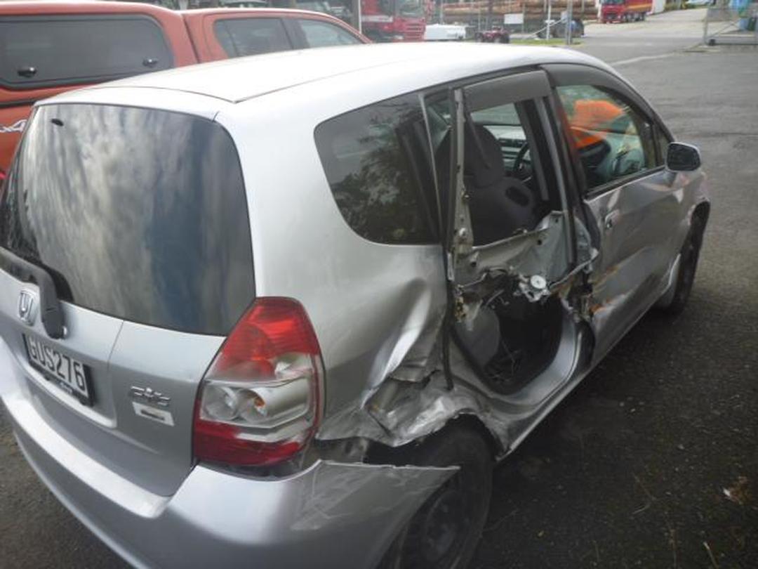 Photo '4' of Honda FIT